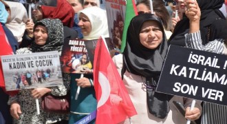 AK Parti Kadın Kolları İsrail’i protesto etti